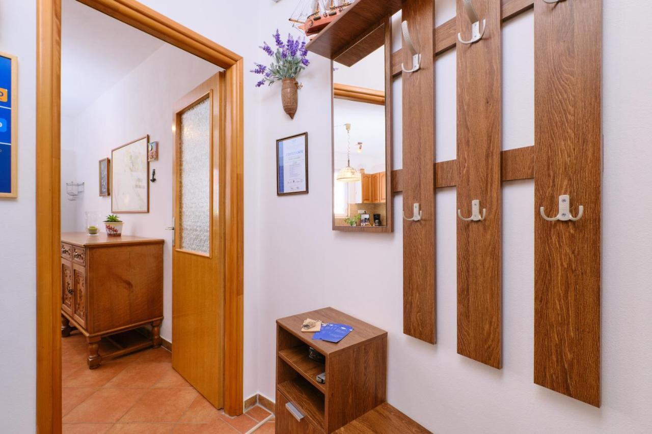 Apartments Antares Мали-Лошинь Экстерьер фото